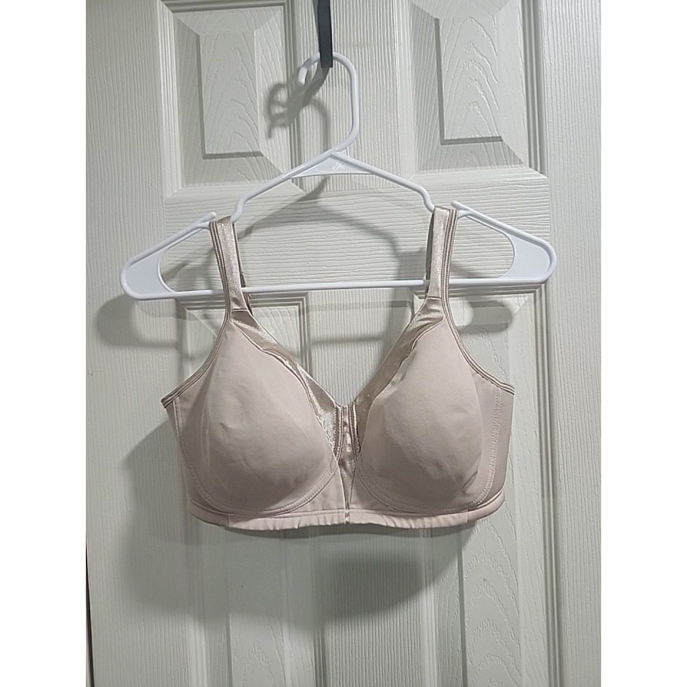 Playtex 4803 Beige Wirefree Wireless Lightly Lined Bra 36D